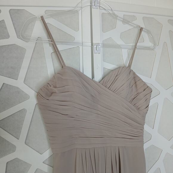 WToo Taupe Bridesmaid Crinkle Chiffon Maxi Dress Womens 0 Neutral Boho - Picture 2 of 11